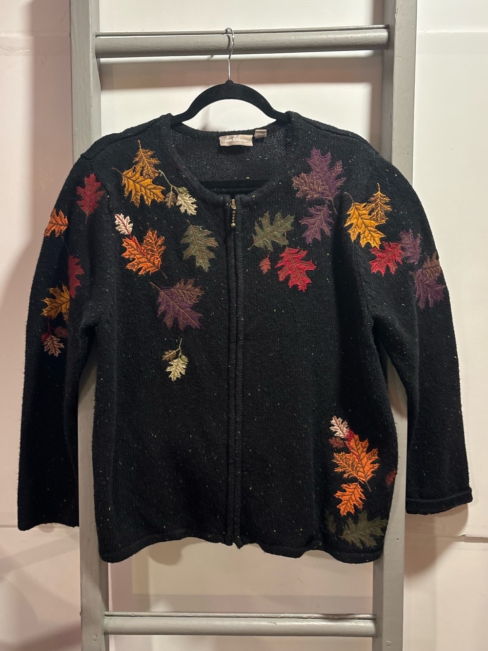 Croft & Barrow Retro, 90s cardigan, Leaf Embroidery, teacher cottagecore, granny
